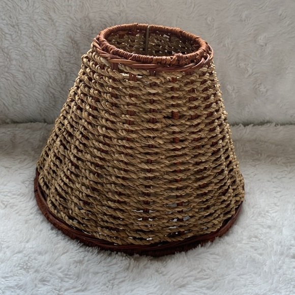 Natural Brown Wicker Woven Rattan Rope Lamp Shade Boho Tiki 7 X 9"‎ home decor - Picture 2 of 7
